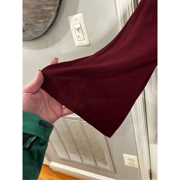 Suzanne Betro Burgundy Tiered Hem Tunic Top sz 2X NWT - Picture 6 of 8